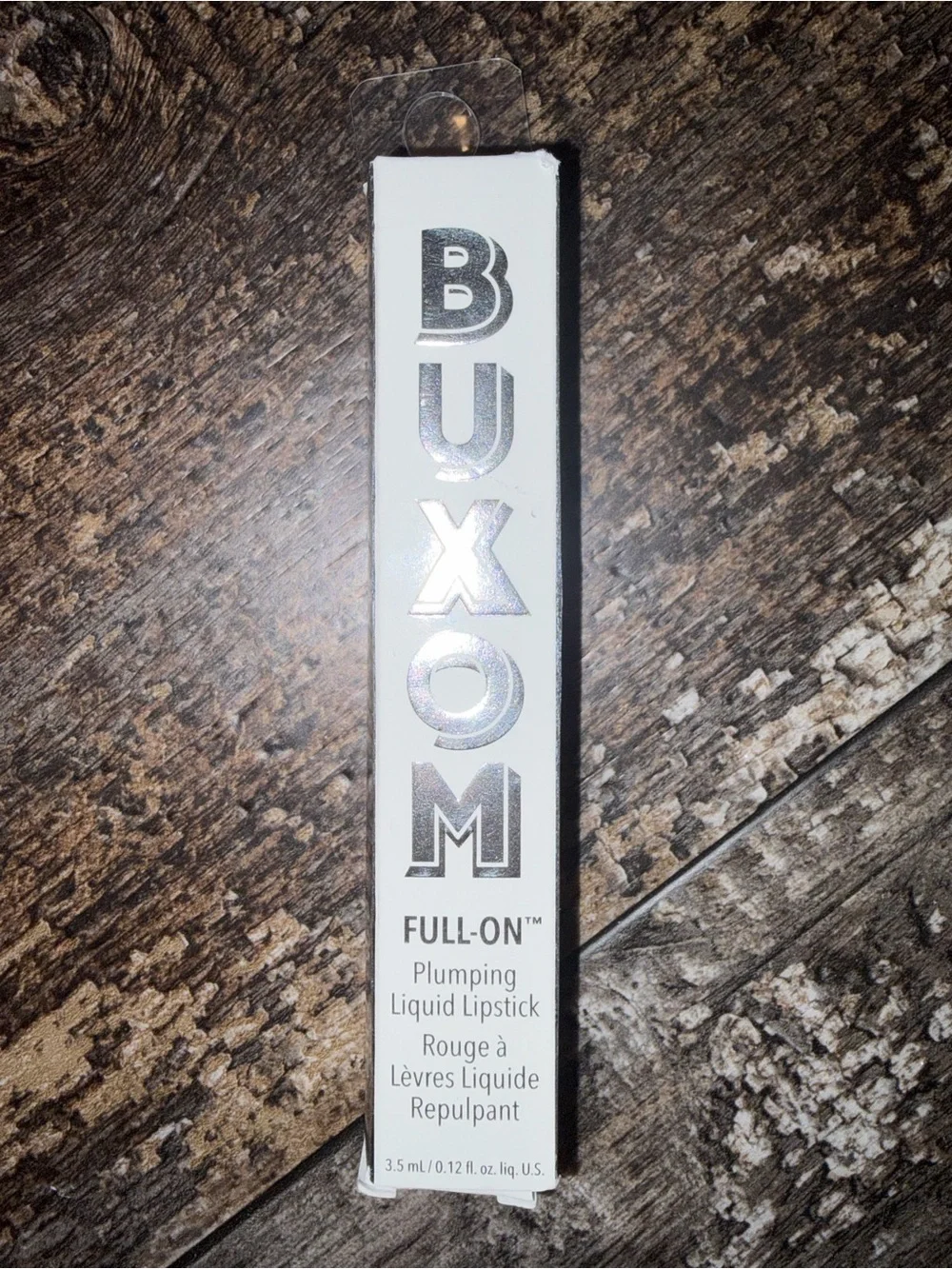 Buxom full on pluming liquid lipstick in Dolly Diva 💋